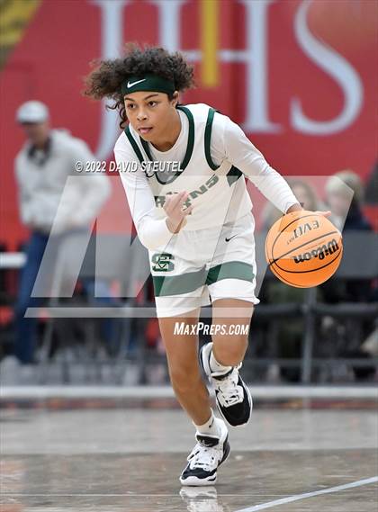 Thumbnail 2 in Garces Memorial vs. St. Patrick-St. Vincent (Fr. Barry Christmas Classic) photogallery.