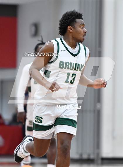 Thumbnail 3 in Garces Memorial vs. St. Patrick-St. Vincent (Fr. Barry Christmas Classic) photogallery.