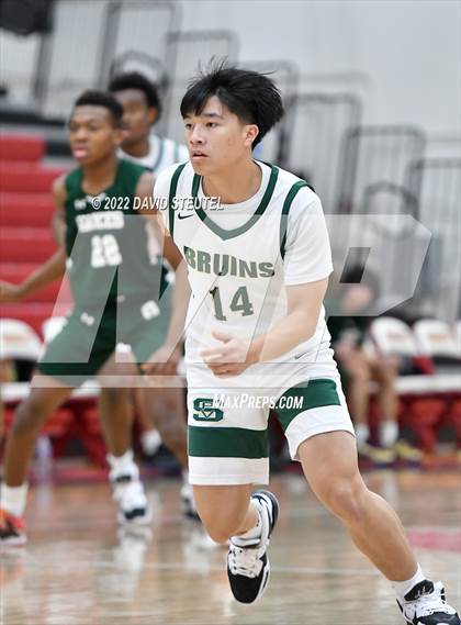 Thumbnail 2 in Garces Memorial vs. St. Patrick-St. Vincent (Fr. Barry Christmas Classic) photogallery.