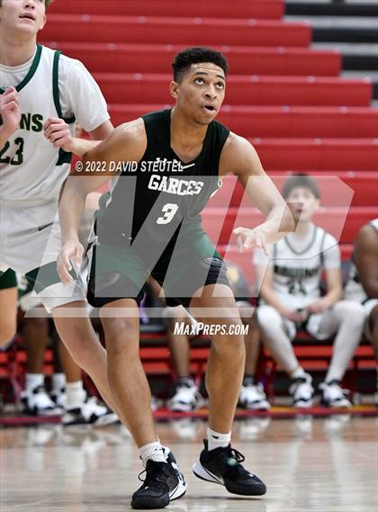 Thumbnail 3 in Garces Memorial vs. St. Patrick-St. Vincent (Fr. Barry Christmas Classic) photogallery.