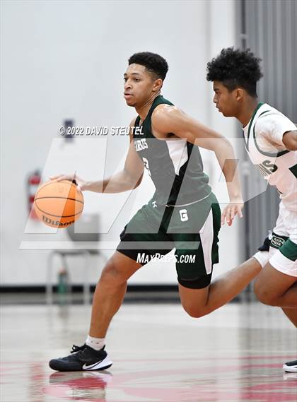 Thumbnail 1 in Garces Memorial vs. St. Patrick-St. Vincent (Fr. Barry Christmas Classic) photogallery.