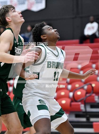 Thumbnail 2 in Garces Memorial vs. St. Patrick-St. Vincent (Fr. Barry Christmas Classic) photogallery.