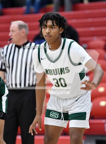 Thumbnail 3 in Garces Memorial vs. St. Patrick-St. Vincent (Fr. Barry Christmas Classic) photogallery.