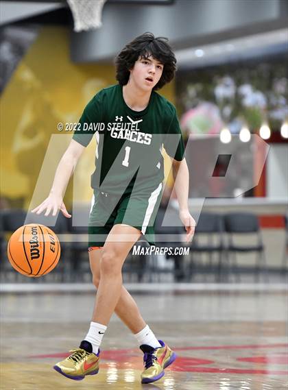 Thumbnail 2 in Garces Memorial vs. St. Patrick-St. Vincent (Fr. Barry Christmas Classic) photogallery.