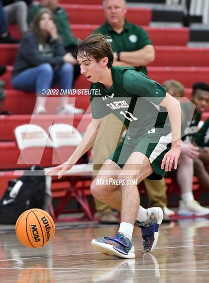 Thumbnail 3 in Garces Memorial vs. St. Patrick-St. Vincent (Fr. Barry Christmas Classic) photogallery.