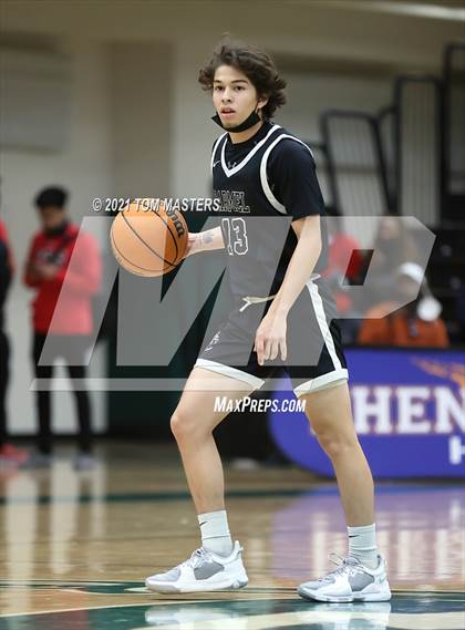 Thumbnail 3 in Carmel Christian vs. Providence Day photogallery.