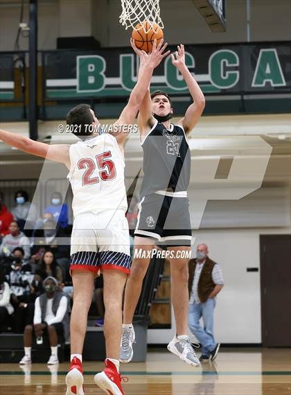 Thumbnail 1 in Carmel Christian vs. Providence Day photogallery.