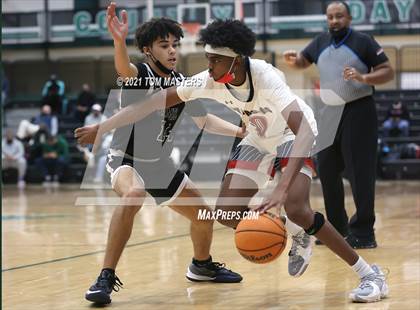 Thumbnail 1 in Carmel Christian vs. Providence Day photogallery.