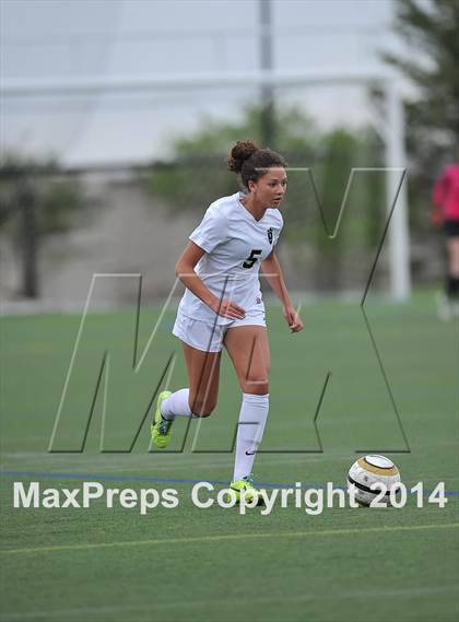 Thumbnail 3 in Rock Canyon vs. Prairie View (CHSAA 5A 1st Round) photogallery.