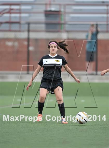 Thumbnail 2 in Rock Canyon vs. Prairie View (CHSAA 5A 1st Round) photogallery.
