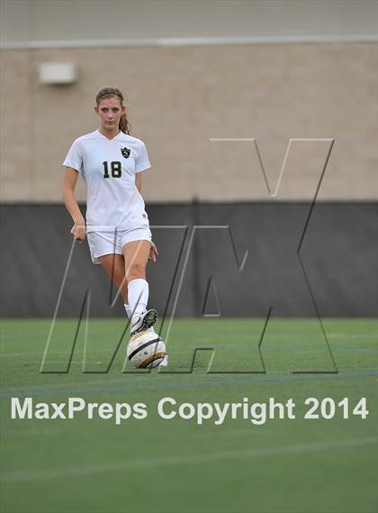 Thumbnail 3 in Rock Canyon vs. Prairie View (CHSAA 5A 1st Round) photogallery.