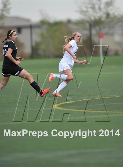 Thumbnail 3 in Rock Canyon vs. Prairie View (CHSAA 5A 1st Round) photogallery.
