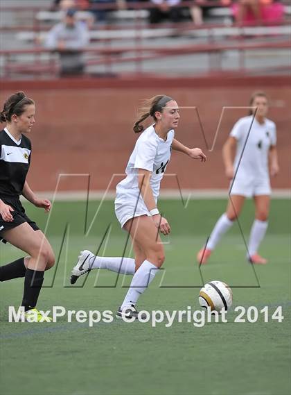 Thumbnail 3 in Rock Canyon vs. Prairie View (CHSAA 5A 1st Round) photogallery.