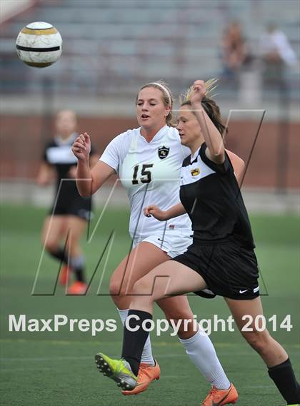 Thumbnail 1 in Rock Canyon vs. Prairie View (CHSAA 5A 1st Round) photogallery.