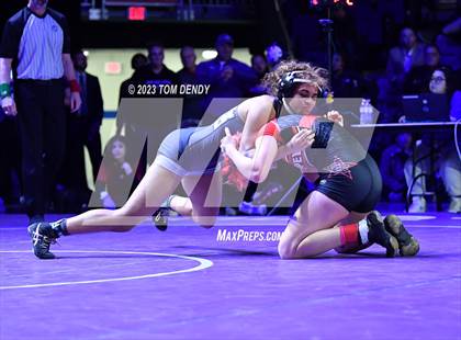 Thumbnail 2 in UIL 6A State Championships 120 lb - 138 lb Finals photogallery.