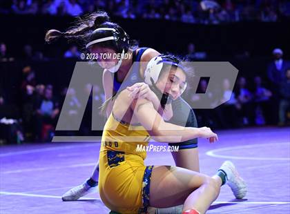 Thumbnail 1 in UIL 6A State Championships 120 lb - 138 lb Finals photogallery.