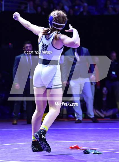 Thumbnail 3 in UIL 6A State Championships 120 lb - 138 lb Finals photogallery.