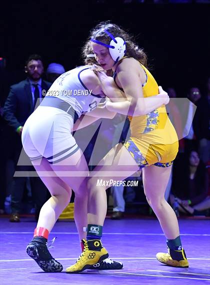 Thumbnail 3 in UIL 6A State Championships 120 lb - 138 lb Finals photogallery.