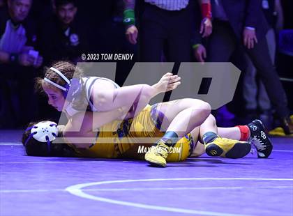 Thumbnail 2 in UIL 6A State Championships 120 lb - 138 lb Finals photogallery.
