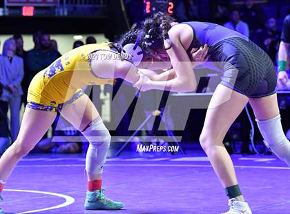 Thumbnail 2 in UIL 6A State Championships 120 lb - 138 lb Finals photogallery.
