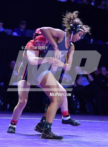 Thumbnail 1 in UIL 6A State Championships 120 lb - 138 lb Finals photogallery.