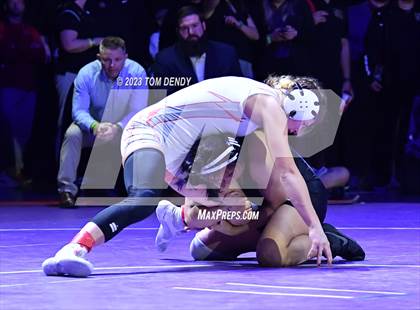 Thumbnail 3 in UIL 6A State Championships 120 lb - 138 lb Finals photogallery.