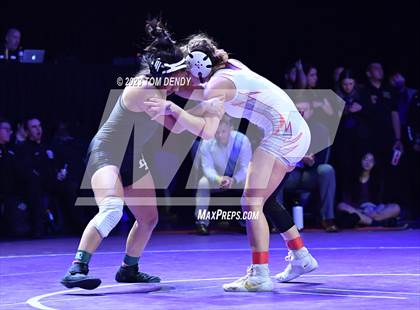 Thumbnail 2 in UIL 6A State Championships 120 lb - 138 lb Finals photogallery.