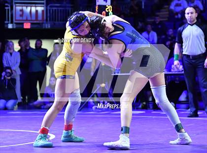 Thumbnail 1 in UIL 6A State Championships 120 lb - 138 lb Finals photogallery.
