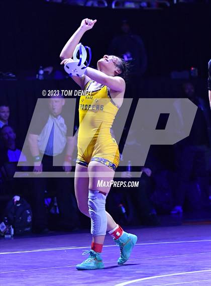 Thumbnail 1 in UIL 6A State Championships 120 lb - 138 lb Finals photogallery.