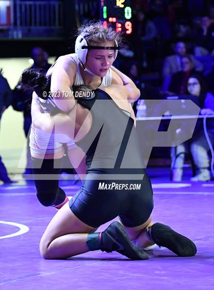 Thumbnail 1 in UIL 6A State Championships 120 lb - 138 lb Finals photogallery.