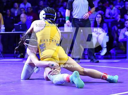 Thumbnail 2 in UIL 6A State Championships 120 lb - 138 lb Finals photogallery.