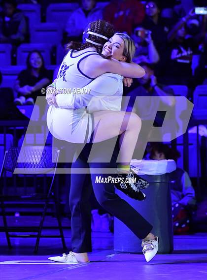 Thumbnail 1 in UIL 6A State Championships 120 lb - 138 lb Finals photogallery.