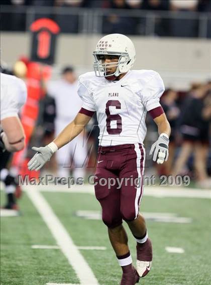 Thumbnail 1 in Plano vs. Trinity (Texas 5A Region I Playoffs) photogallery.