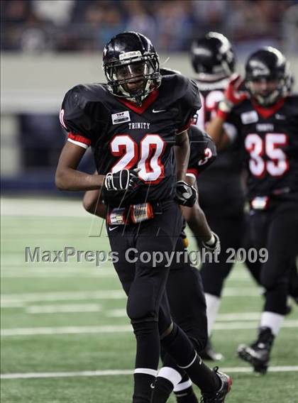 Thumbnail 3 in Plano vs. Trinity (Texas 5A Region I Playoffs) photogallery.