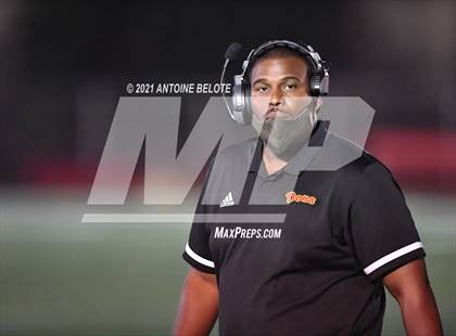 Thumbnail 3 in Santa Ana @ Dominguez (CIF SS Round 2 Playoff) photogallery.
