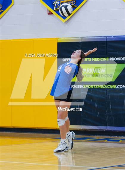 Thumbnail 2 in Leo @ Fort Wayne Blackhawk Christian photogallery.