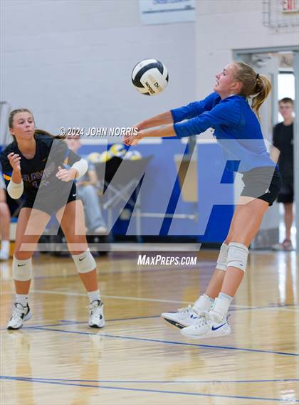 Thumbnail 2 in Leo @ Fort Wayne Blackhawk Christian photogallery.