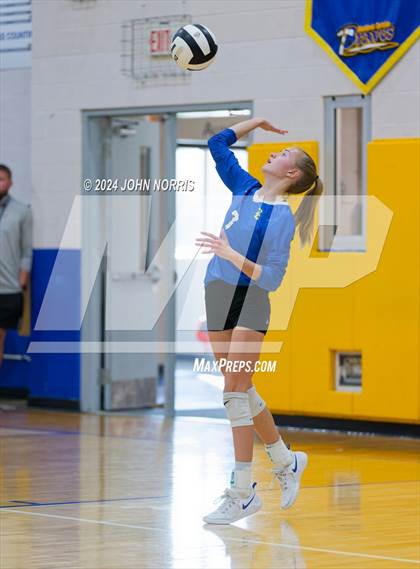 Thumbnail 2 in Leo @ Fort Wayne Blackhawk Christian photogallery.