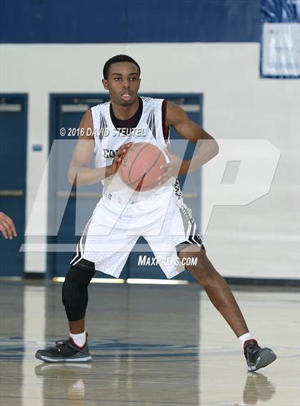 Thumbnail 1 in Pleasant Grove vs. Weston Ranch (St. Hope Elite Classic) photogallery.