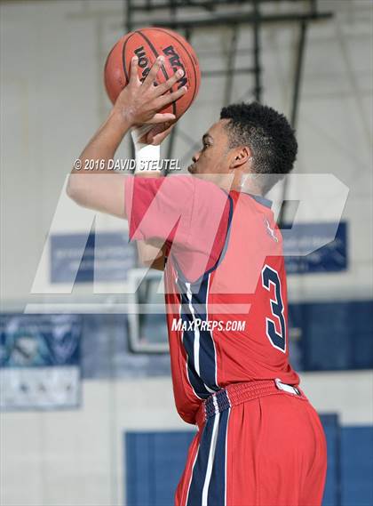 Thumbnail 3 in Pleasant Grove vs. Weston Ranch (St. Hope Elite Classic) photogallery.