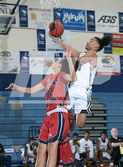 Thumbnail 2 in Pleasant Grove vs. Weston Ranch (St. Hope Elite Classic) photogallery.