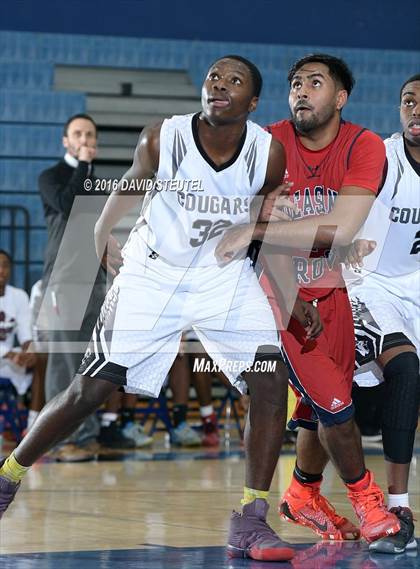 Thumbnail 2 in Pleasant Grove vs. Weston Ranch (St. Hope Elite Classic) photogallery.