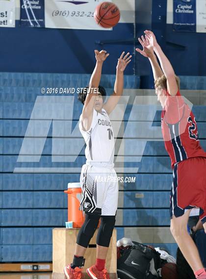 Thumbnail 2 in Pleasant Grove vs. Weston Ranch (St. Hope Elite Classic) photogallery.