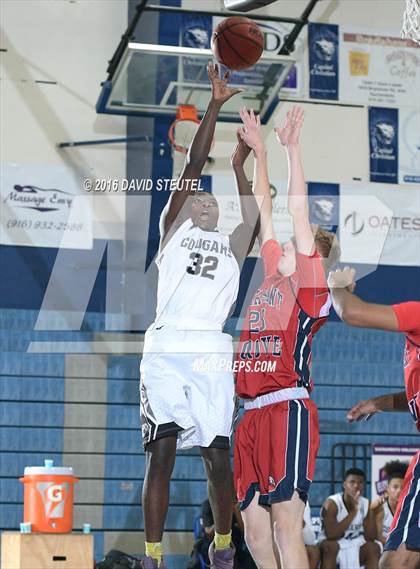 Thumbnail 3 in Pleasant Grove vs. Weston Ranch (St. Hope Elite Classic) photogallery.