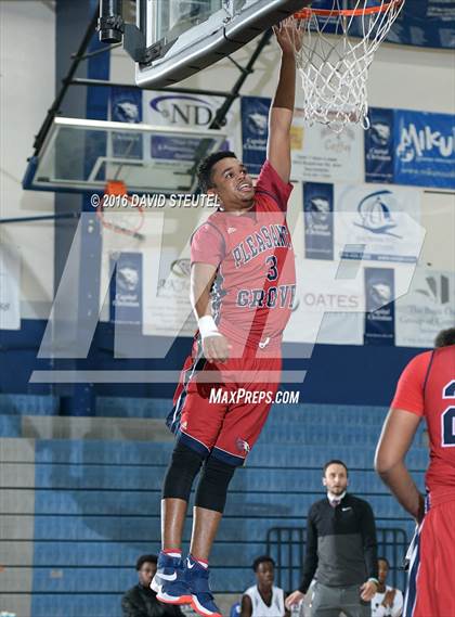 Thumbnail 1 in Pleasant Grove vs. Weston Ranch (St. Hope Elite Classic) photogallery.