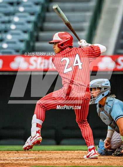Thumbnail 2 in Fullerton vs. Villa Park photogallery.