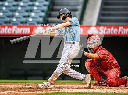 Thumbnail 2 in Fullerton vs. Villa Park photogallery.