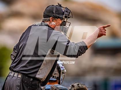 Thumbnail 2 in Fullerton vs. Villa Park photogallery.