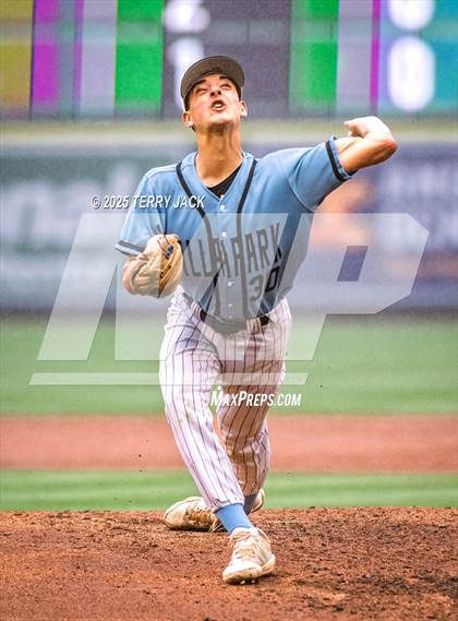 Thumbnail 2 in Fullerton vs. Villa Park photogallery.