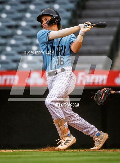 Thumbnail 3 in Fullerton vs. Villa Park photogallery.